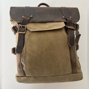 Waxed Canvas & Leather Khaki Color DSLR Camera Bag & Lens Lens Backpack